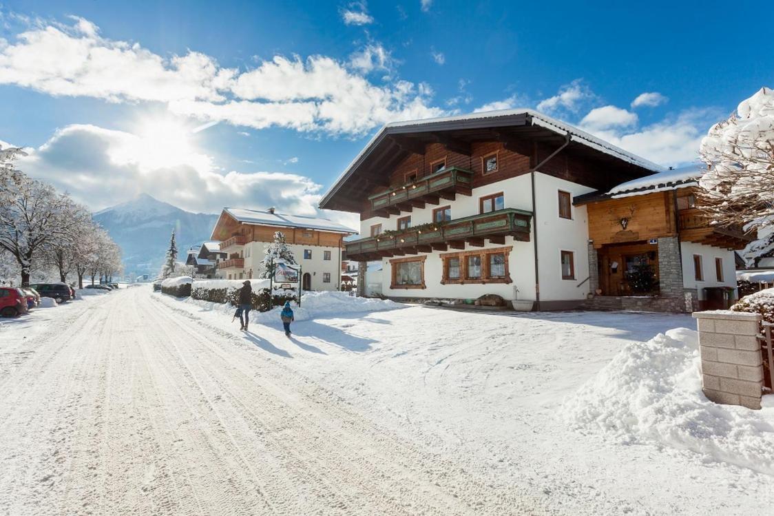 Holiday Im Gaestehaus Warter In Altenmarkt Altenmarkt im Pongau Exterior photo